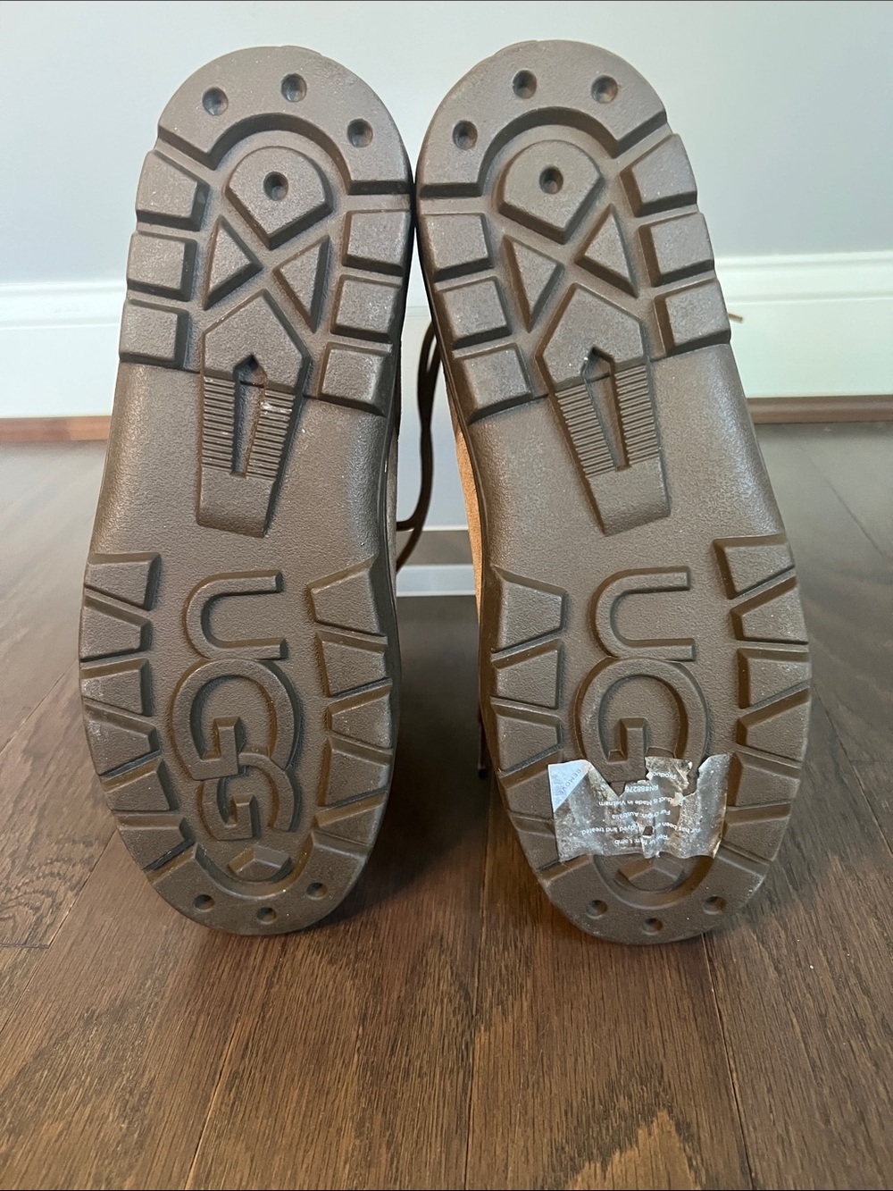 UGG Mukluk Revival Boots - Picture 10 of 11